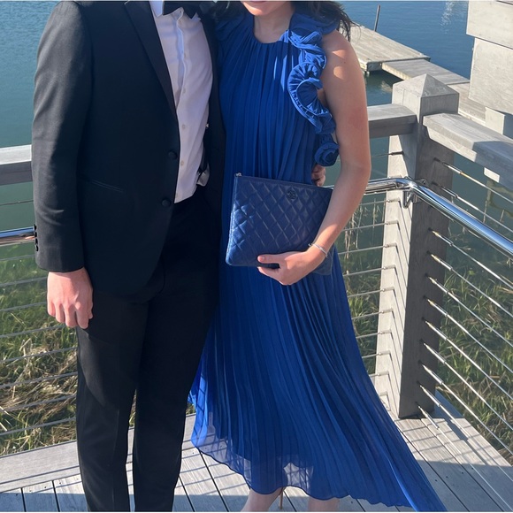 AMUR Meray Ruffle Dress - Picture 4 of 4